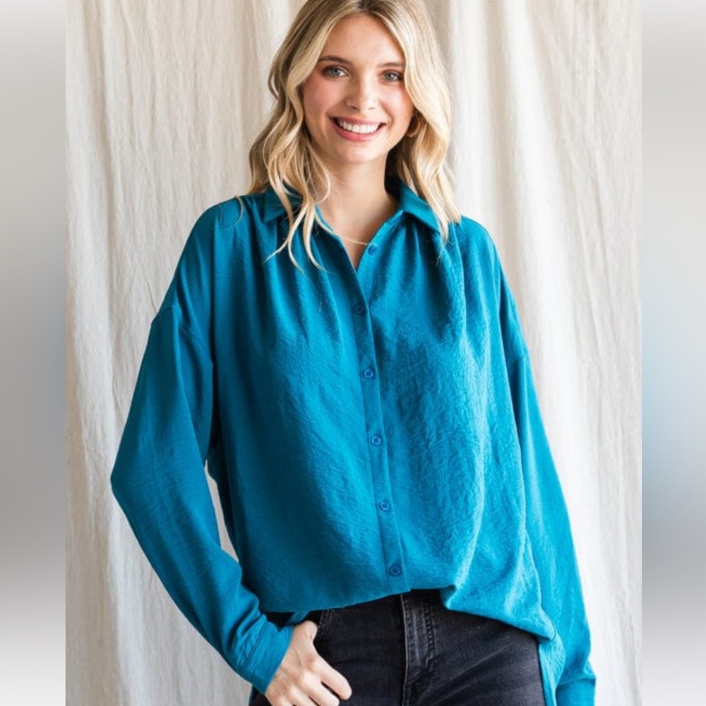 NWT - Jodifl Collared, Long Sleeve, Button Down Top w/ Shirred Back - L
